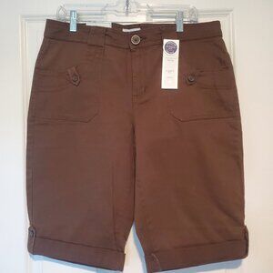 NWT Macys Charter Club Pant Shop Classic Fit Chocolate Brown shorts Misses 12